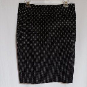 Soho - Black and White Polka Dot Skirt.  Size Medium